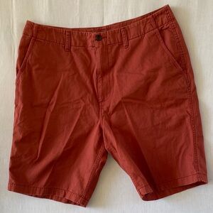 Old Navy Men's Rust-Colored Flat Front Shorts